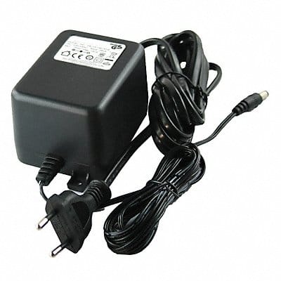 Plug-In Charger EU Desktop 15V DC Neg