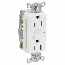 Straight Blade and Straight Blade GFCI Receptacles